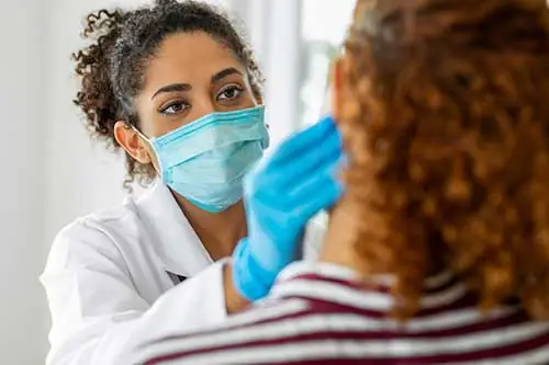 cold sore treatment in dentist office